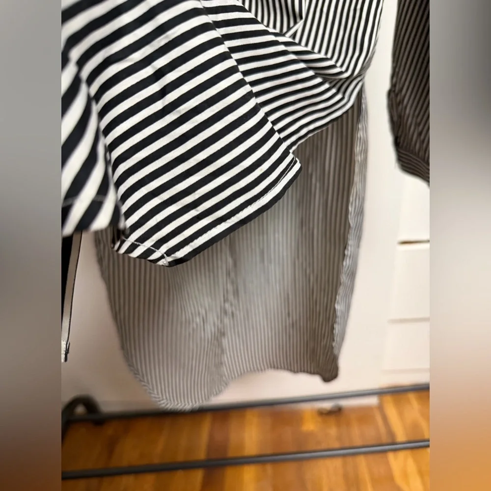 True Destiny Black and White Vertical Stripe Button-Down Shirt M/L - Picture 3 of 8